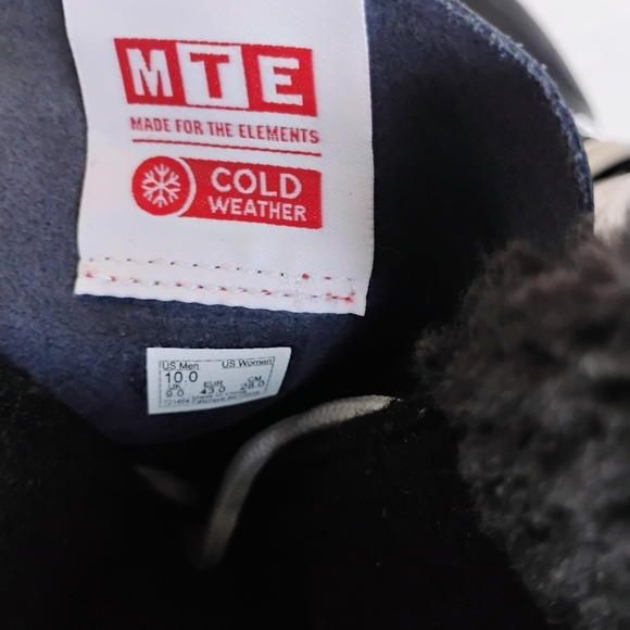 VANS NEW Standard Snow MTE Boots - Picture 14 of 15